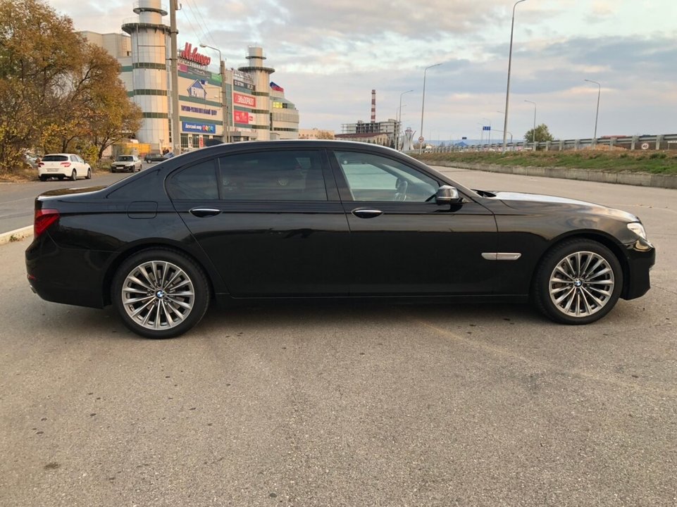 BMW 7 серия F01-F04 рестайлинг, 2014 год, 600 000 рублей, 8 фотография