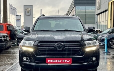 Toyota Land Cruiser 200, 2015 год, 5 249 000 рублей, 2 фотография