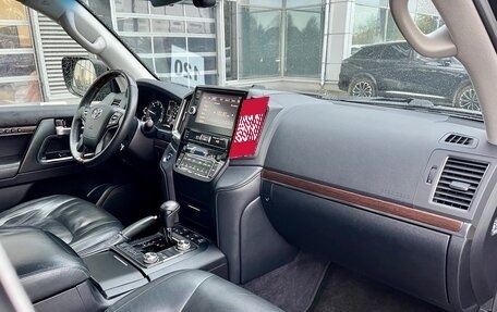 Toyota Land Cruiser 200, 2015 год, 5 249 000 рублей, 9 фотография