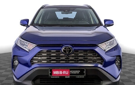 Toyota RAV4, 2021 год, 3 875 000 рублей, 2 фотография