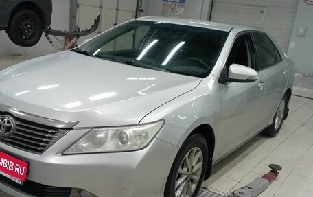 Toyota Camry, 2013 год, 1 581 000 рублей, 2 фотография