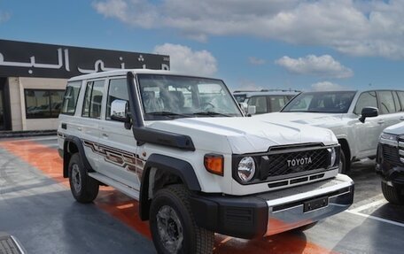 Toyota Land Cruiser 70, 2024 год, 6 785 457 рублей, 3 фотография