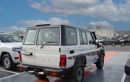 Toyota Land Cruiser 70, 2024 год, 6 785 457 рублей, 5 фотография