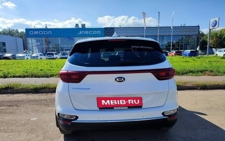 KIA Sportage IV рестайлинг, 2018 год, 2 219 000 рублей, 4 фотография