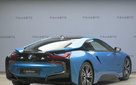 BMW i8 I рестайлинг, 2015 год, 7 790 000 рублей, 2 фотография