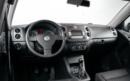 Volkswagen Tiguan I, 2008 год, 1 049 570 рублей, 15 фотография