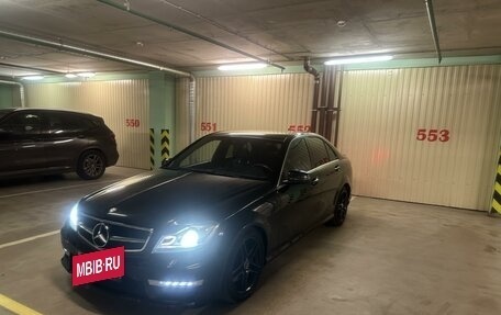 Mercedes-Benz C-Класс, 2011 год, 1 950 000 рублей, 2 фотография