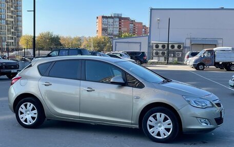 Opel Astra J, 2011 год, 680 000 рублей, 6 фотография