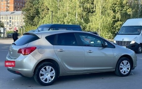 Opel Astra J, 2011 год, 680 000 рублей, 5 фотография