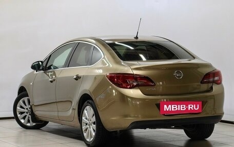 Opel Astra J, 2012 год, 677 000 рублей, 2 фотография