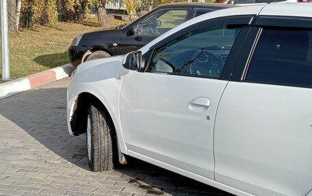 Renault Logan II, 2020 год, 890 000 рублей, 2 фотография