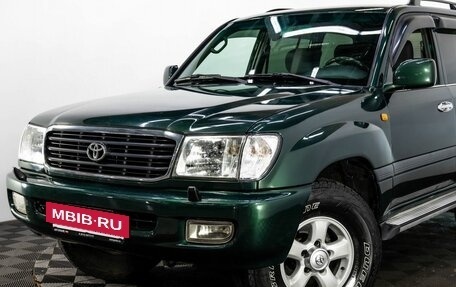 Toyota Land Cruiser 100 рестайлинг 2, 1999 год, 2 000 000 рублей, 7 фотография