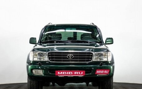 Toyota Land Cruiser 100 рестайлинг 2, 1999 год, 2 000 000 рублей, 2 фотография