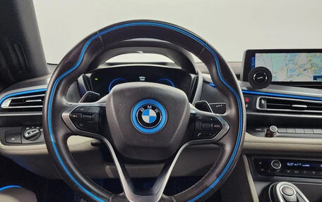 BMW i8 I рестайлинг, 2015 год, 6 100 000 рублей, 13 фотография