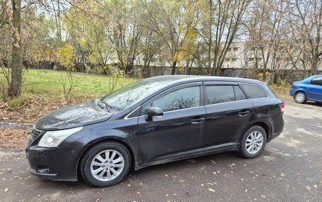 Toyota Avensis III рестайлинг, 2009 год, 850 000 рублей, 1 фотография