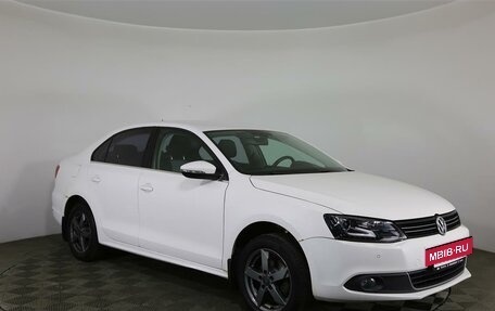 Volkswagen Jetta VI, 2013 год, 1 037 000 рублей, 3 фотография