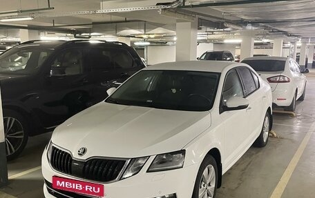 Skoda Octavia, 2019 год, 1 800 000 рублей, 2 фотография