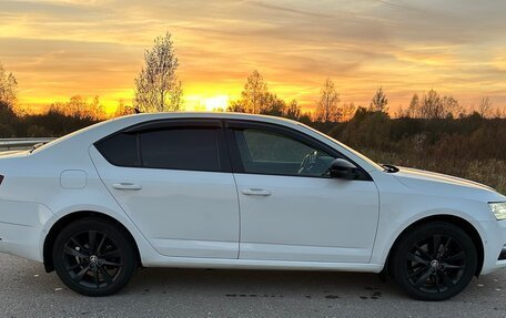 Skoda Octavia, 2017 год, 1 950 000 рублей, 7 фотография