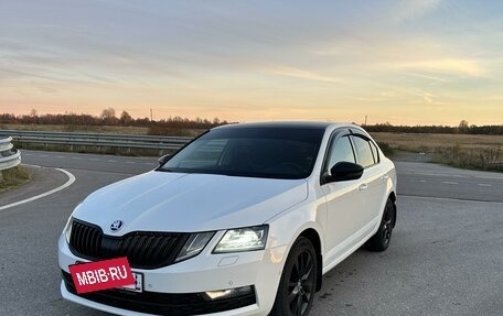 Skoda Octavia, 2017 год, 1 950 000 рублей, 10 фотография