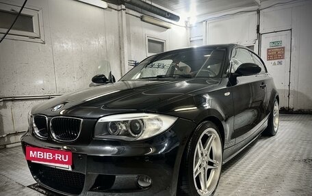 BMW 1 серия, 2008 год, 2 300 000 рублей, 15 фотография