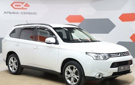 Mitsubishi Outlander III рестайлинг 3, 2012 год, 1 450 000 рублей, 3 фотография