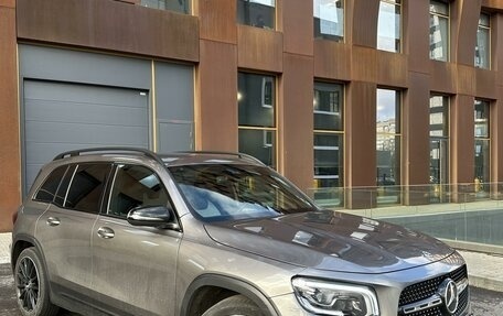 Mercedes-Benz GLB, 2021 год, 3 000 000 рублей, 3 фотография