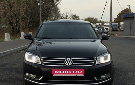 Volkswagen Passat B7, 2013 год, 1 100 000 рублей, 2 фотография