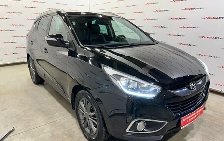 Hyundai ix35 I рестайлинг, 2015 год, 1 690 000 рублей, 2 фотография