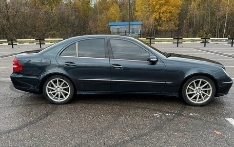 Mercedes-Benz E-Класс, 2002 год, 750 000 рублей, 5 фотография