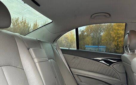 Mercedes-Benz E-Класс, 2002 год, 750 000 рублей, 16 фотография