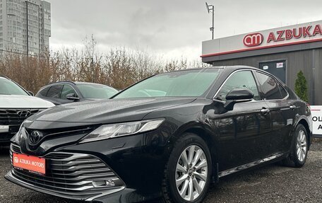 Toyota Camry, 2018 год, 2 750 000 рублей, 3 фотография