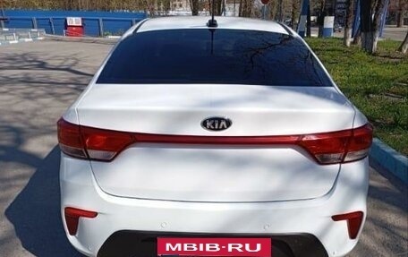 KIA Rio IV, 2020 год, 1 000 000 рублей, 3 фотография