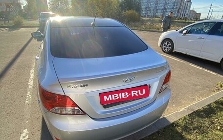 Hyundai Solaris II рестайлинг, 2012 год, 750 000 рублей, 6 фотография