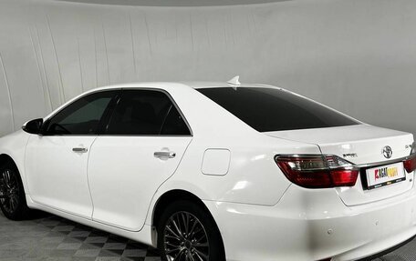 Toyota Camry, 2015 год, 2 090 000 рублей, 7 фотография