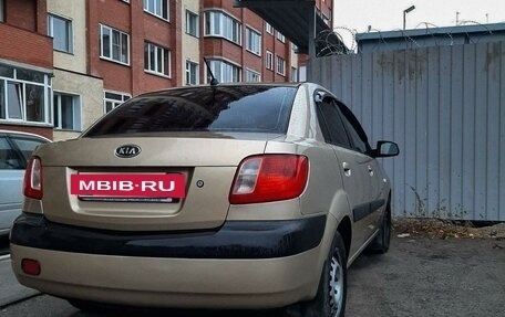 KIA Rio II, 2006 год, 385 000 рублей, 3 фотография