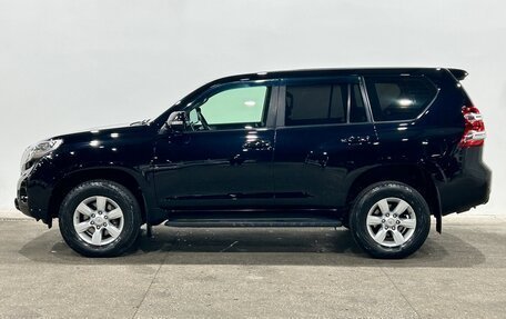 Toyota Land Cruiser Prado 150 рестайлинг 2, 2016 год, 3 690 000 рублей, 8 фотография