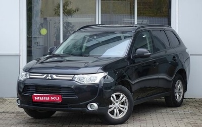 Mitsubishi Outlander III рестайлинг 3, 2013 год, 1 450 000 рублей, 1 фотография