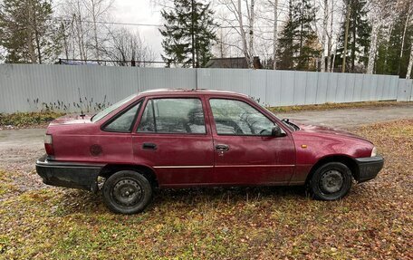 Daewoo Nexia I рестайлинг, 2000 год, 90 000 рублей, 2 фотография