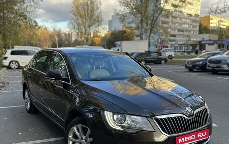 Skoda Superb III рестайлинг, 2013 год, 1 200 000 рублей, 1 фотография