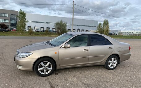 Toyota Camry V40, 2004 год, 1 050 000 рублей, 2 фотография