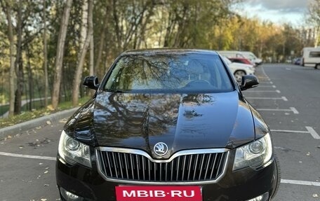 Skoda Superb III рестайлинг, 2013 год, 1 200 000 рублей, 2 фотография