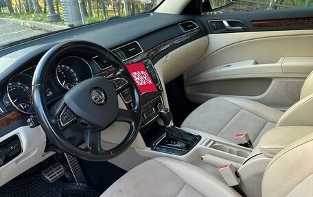 Skoda Superb III рестайлинг, 2013 год, 1 200 000 рублей, 11 фотография