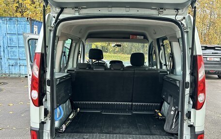 Renault Kangoo II рестайлинг, 2013 год, 850 000 рублей, 11 фотография