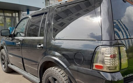 Lincoln Navigator, 2005 год, 1 550 000 рублей, 11 фотография