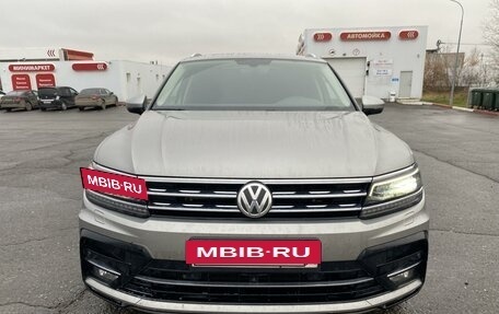 Volkswagen Tiguan II, 2018 год, 4 050 000 рублей, 12 фотография