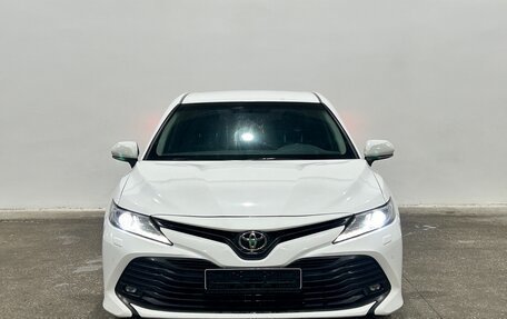 Toyota Camry, 2018 год, 2 529 000 рублей, 2 фотография