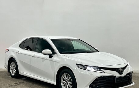 Toyota Camry, 2018 год, 2 529 000 рублей, 3 фотография