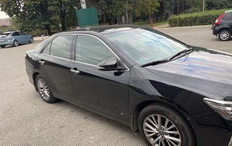 Toyota Camry, 2017 год, 2 500 000 рублей, 4 фотография