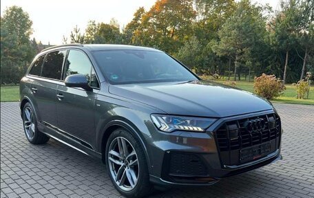 Audi Q7, 2021 год, 8 300 000 рублей, 13 фотография