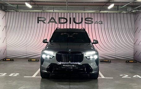 BMW X7, 2024 год, 23 300 000 рублей, 2 фотография